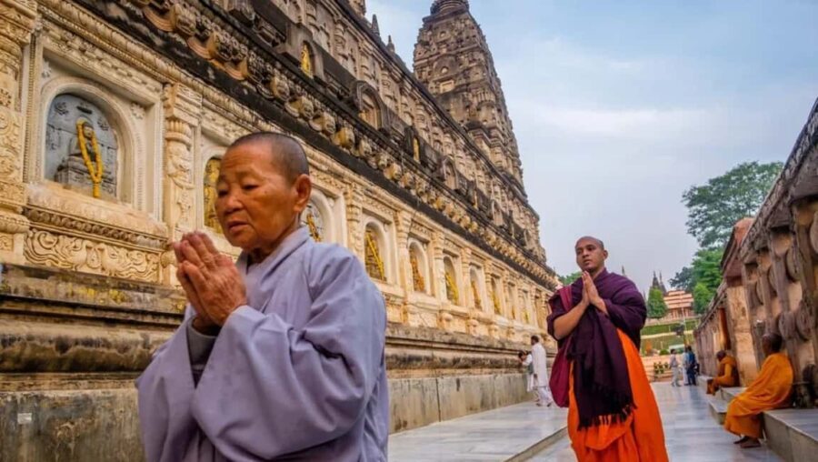 Bodhgaya: Buddhist Pilgrimage Temple & Monastery Day Tour - Discovering Bodhgaya: An In-Depth Review