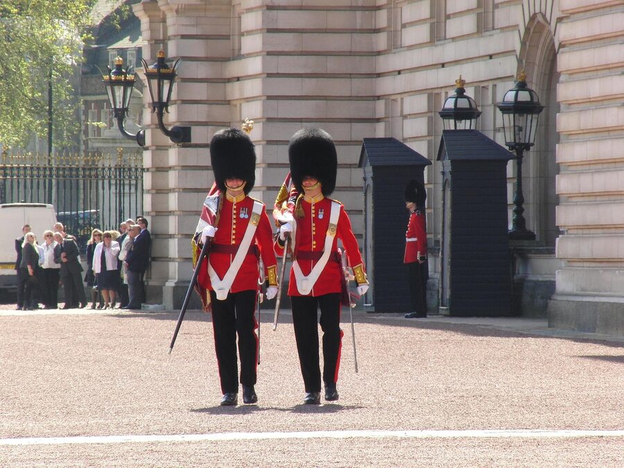 Changing of guard ceremony Buckingham Palace formation