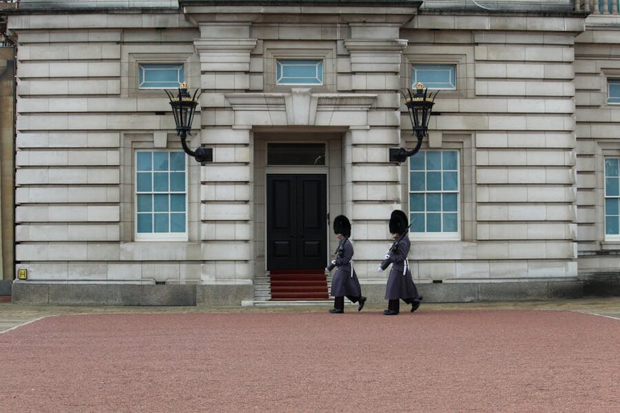 Buckingham Palace royal guards marching