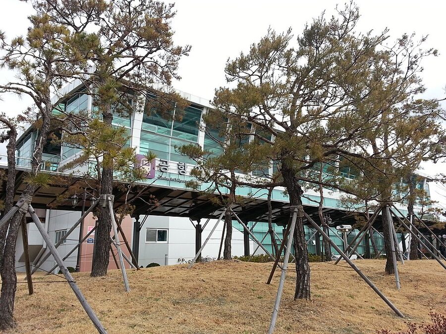 Busan-Gimhae Light Rail Gonghang Airport Station in Busan