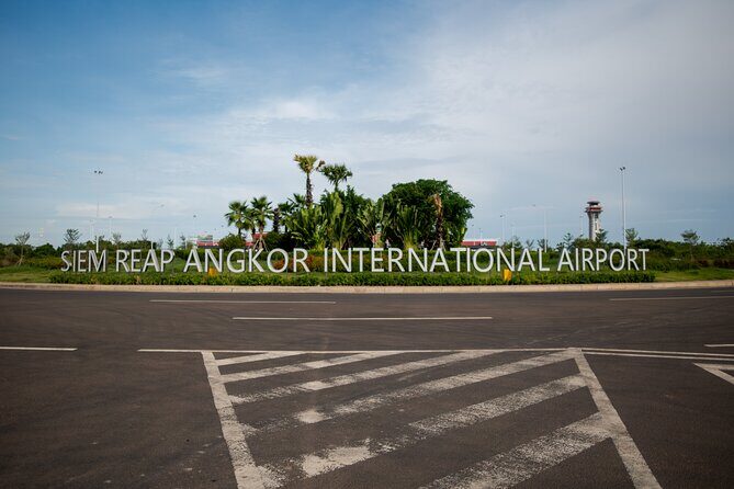 Cambodia Taxi Services 100% Private - A Typical Day with Cambodia Taxi Services