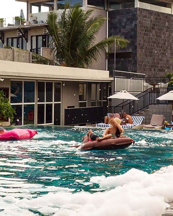 Canggu: Birthday Pool Party at Salt Restaurant & Pool Bar - The Experience at Salt Restaurant & Pool Bar