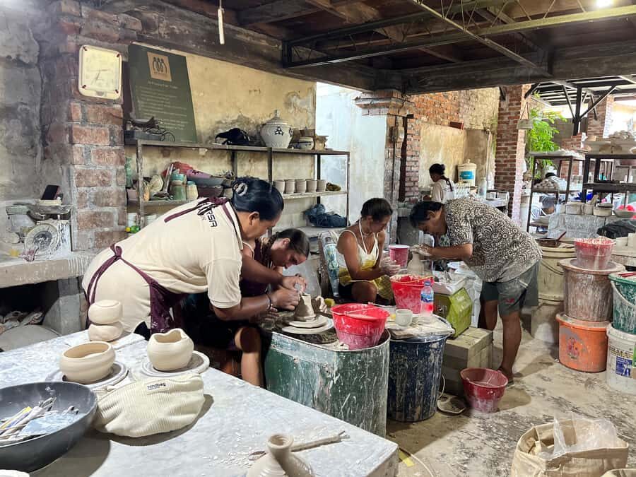 Canggu: Pottery Workshop with Balinese Artist & Souvenir - The Practical Details