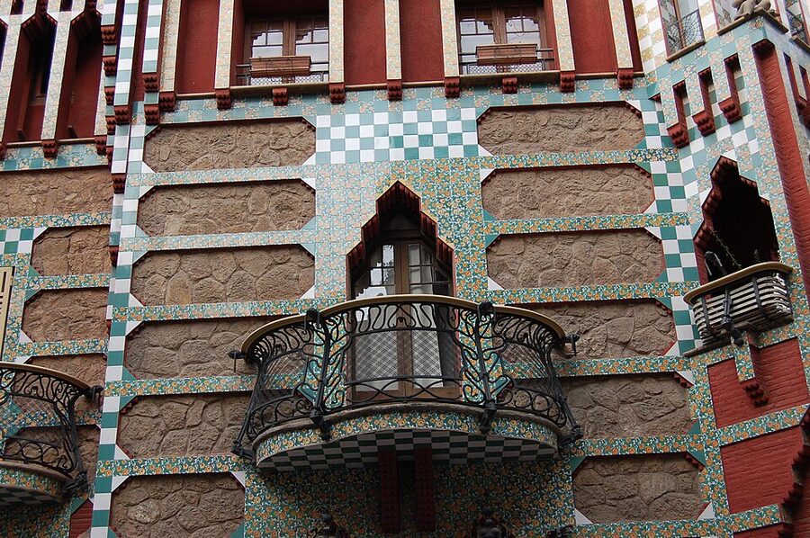 Casa Vicens balcony detail with cast iron and tile work
