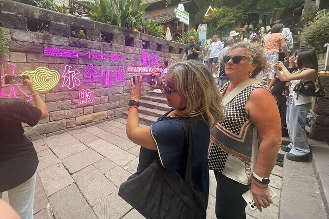 Chongqing Private Car Guided Tour:Must-sees All in One - Authentic Experiences and Insights from Reviewers