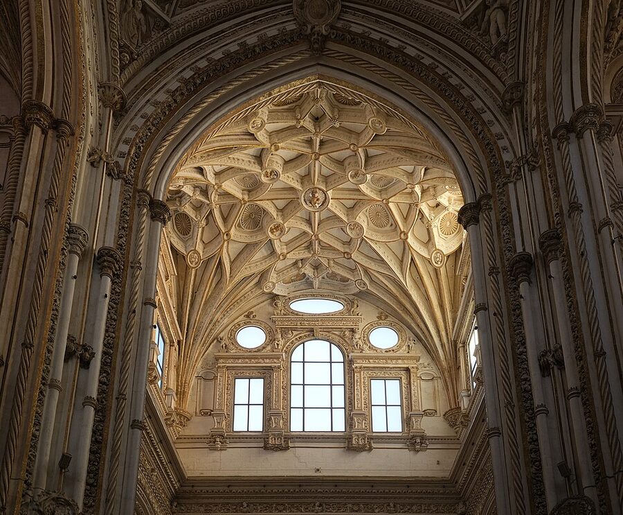 Cordoba Mezquita prayer hall double arches in deep perspective