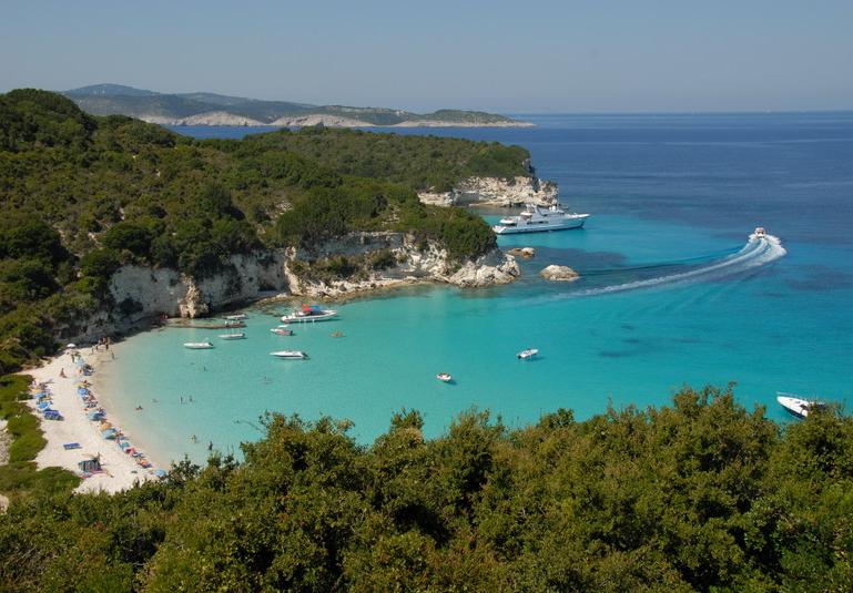 Voutoumi beach Antipaxos turquoise water from hill
