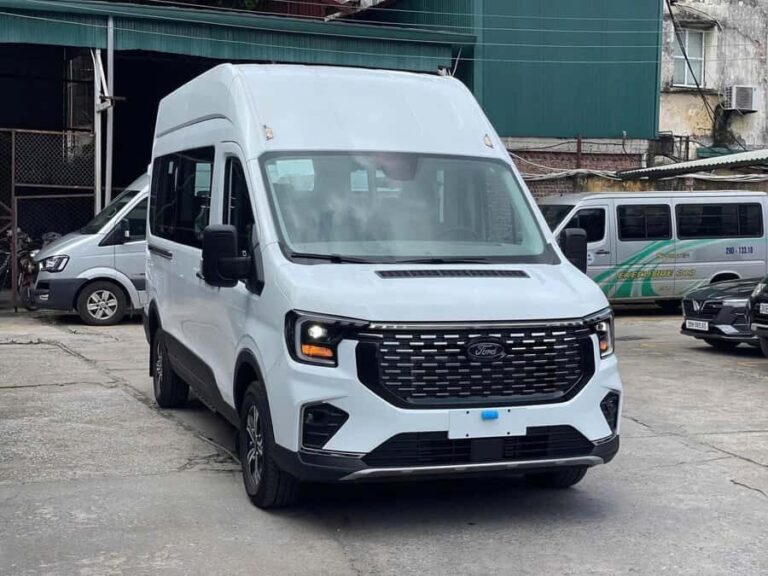 Da Nang: Small Group City Tour by Premium Minibus - Transportation: Why It Matters