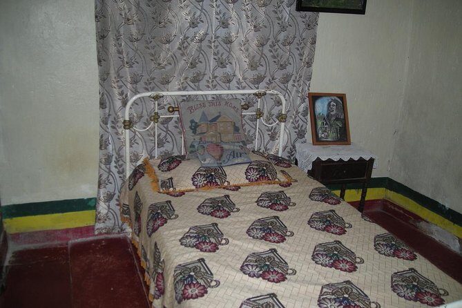 Day Trip to Bob Marley's Nine Mile and Dunn's River Falls from Falmouth - Starting Point and Timing