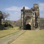 Day Trip to Ellora Caves & Daulatabad Fort (Guided Tour by Car from Aurangabad) - Authentic Traveler Insights