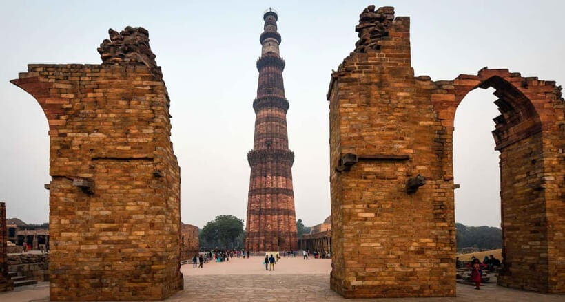 Delhi: Old and New Delhi Private Guided City Tour - Practical Details and What You Can Expect