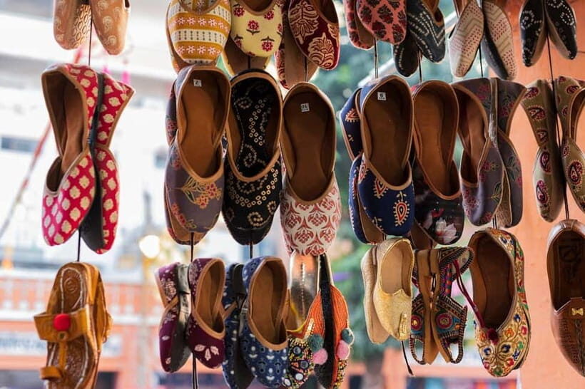 Delhi: Private Half-Day Shopping Tour with Guide & Transfers - The Value of This Tour