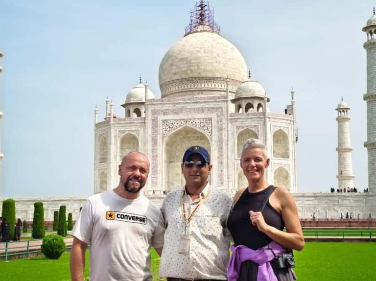 Delhi: Taj Mahal, Agra Fort, Baby Taj Tour With 5-Star Lunch - What Makes This Tour Stand Out?