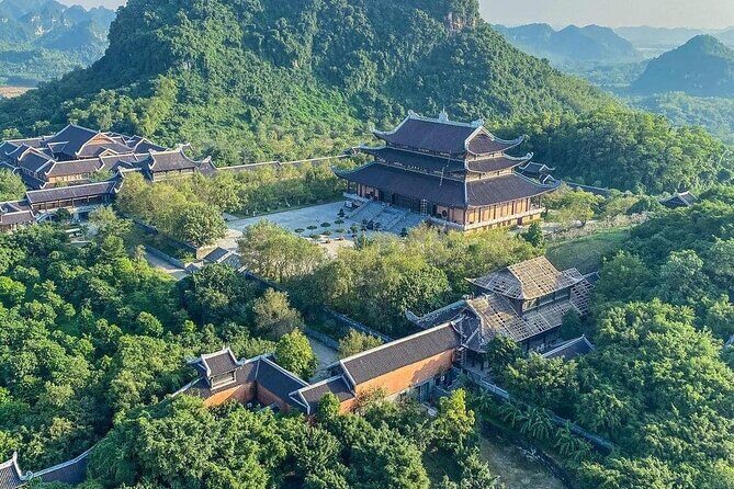 Deluxe Ninh Binh Day Tour Bai Dinh Pagoda, Trang An, Mua Caves - An In-Depth Look at the Tour Experience