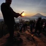 Dieng Plateau Sikunir Golden sunrise trip with guide - Practical Aspects: Timing, Cost, and Comfort