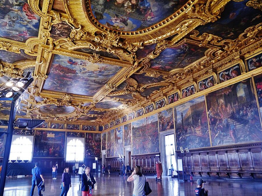 Doges Palace Sala del Maggior Consiglio interior