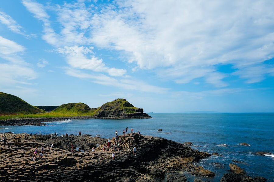 Giants Causeway hexagonal columns natural pattern
