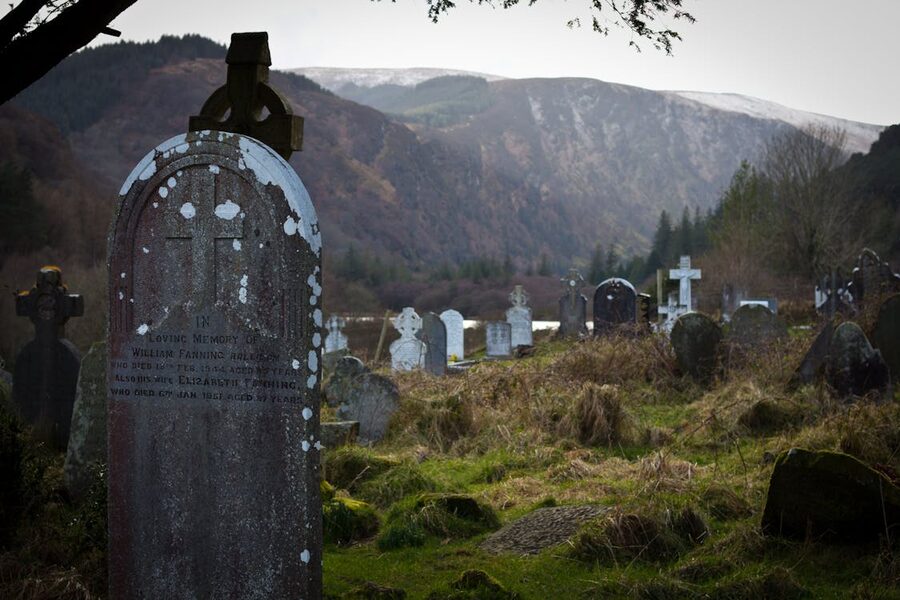 Glendalough cemetery and high crosses