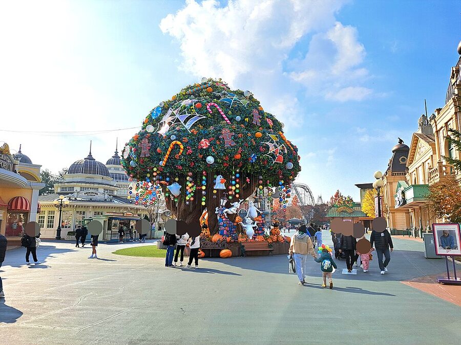 Everland Magic Tree at European Adventure zone