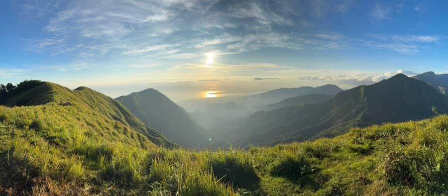 Experience Lombok 2 Days Sunrise Trek Pergasingan Hill Camp - Why Choose This Tour?