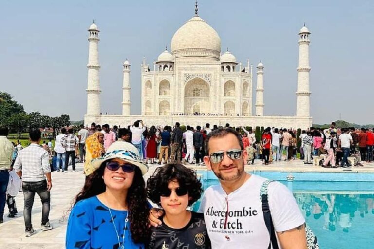 Fast-Track Entry into Taj Mahal with Entrance Included - The Value of This Experience