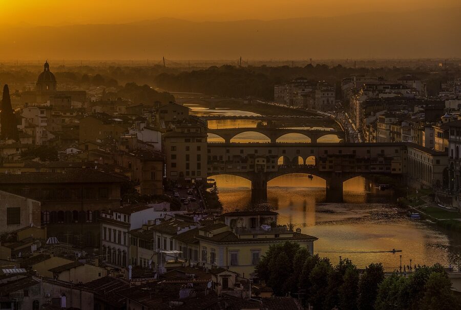 Arno river at sunset in Florence with bridges