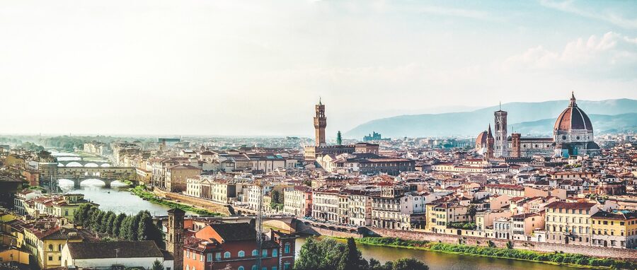 Florence cathedral and towers above the Arno