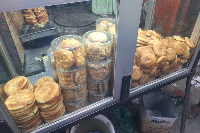 Food Tour in Old Dhaka: Taste Local Delicacies - What Travelers Love About This Experience