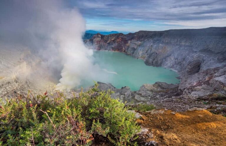 From Bali: Ijen Sunrise Tour & Breakfast at Local Restaurant - The Journey from Bali to Ijen: What’s Included