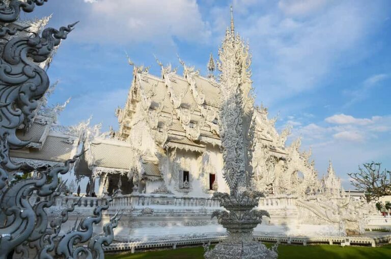 From Chiang Mai: Chiang Rai One Day Private Tour - What Makes This Tour Stand Out?