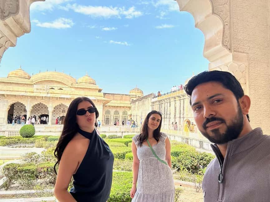 From Delhi: Private Overnight Jaipur Guided Tour - Detailed Review of the Jaipur Private Overnight Tour
