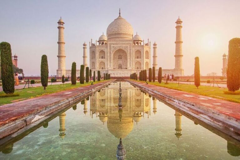 From Delhi: Private Taj Mahal & Agra Tour with 5* Lunch - The Journey Begins: Pickup and Transport