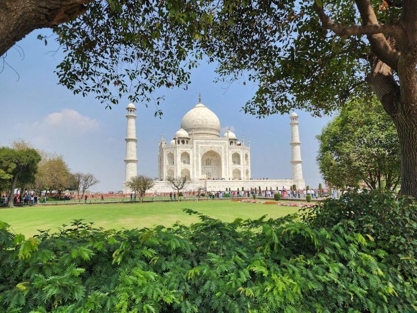 From Delhi: Private Taj Mahal Day Tour By Car and Driver - Authentic Experiences and Highlights from Reviews
