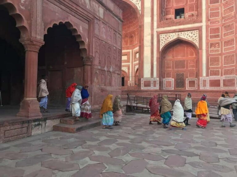 From Delhi: Taj Mahal and Cooking Class Private Day Trip - Visiting Agra Fort