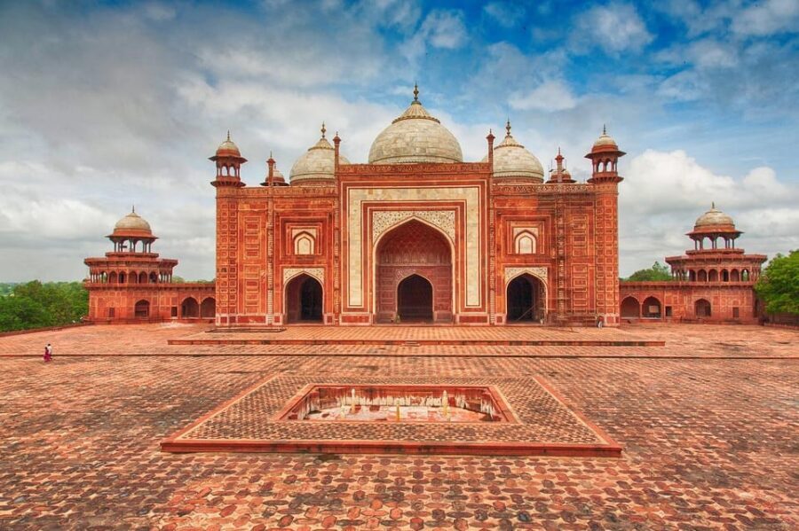 From Delhi: Taj Mahal Sunrise, Agra Fort & Elephants Tour - What Makes This Tour Stand Out?