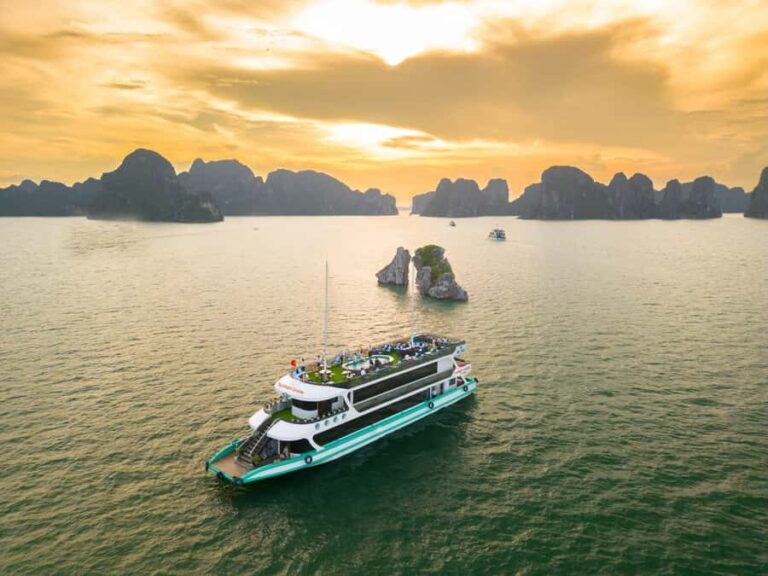From Hanoi: Ha Long Bay Luxury Day Cruise with Food & Kayak - Exploring Ha Long Bay’s Highlights