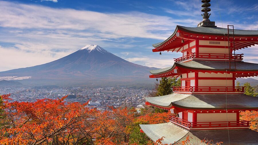 Chureito pagoda with Mount Fuji in background Japan