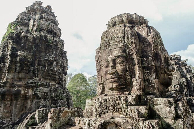 Full-Day Angkor Wat Sunrise Private Tour from Siem Reap - Exploring the Temples of Angkor Thom: Bayon and Beyond