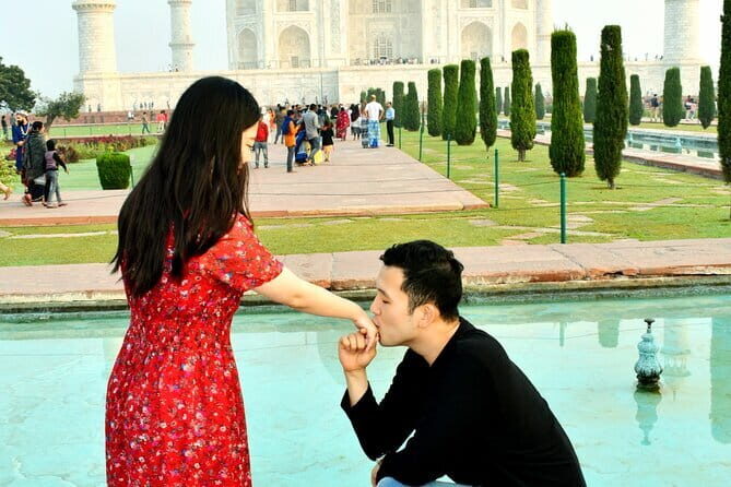 Full-Day Private Taj Mahal and Agra Fort Tour by Car from Delhi - Who Is This Tour Best For?