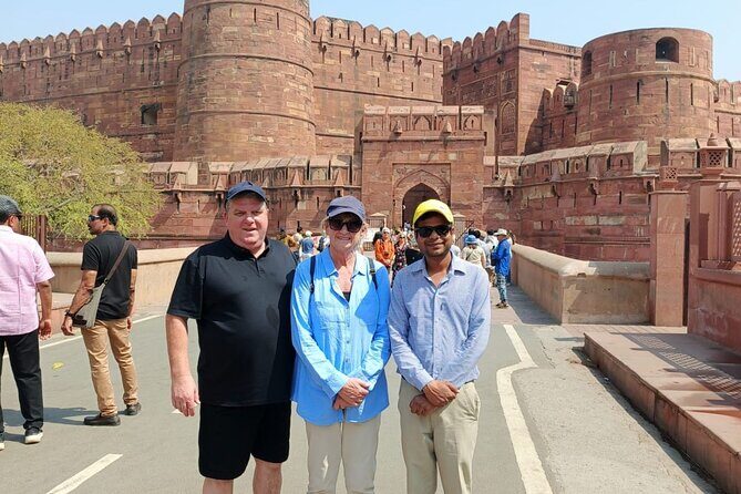 Full Day Tour of Agra all inclusive - The Experience of the Guide