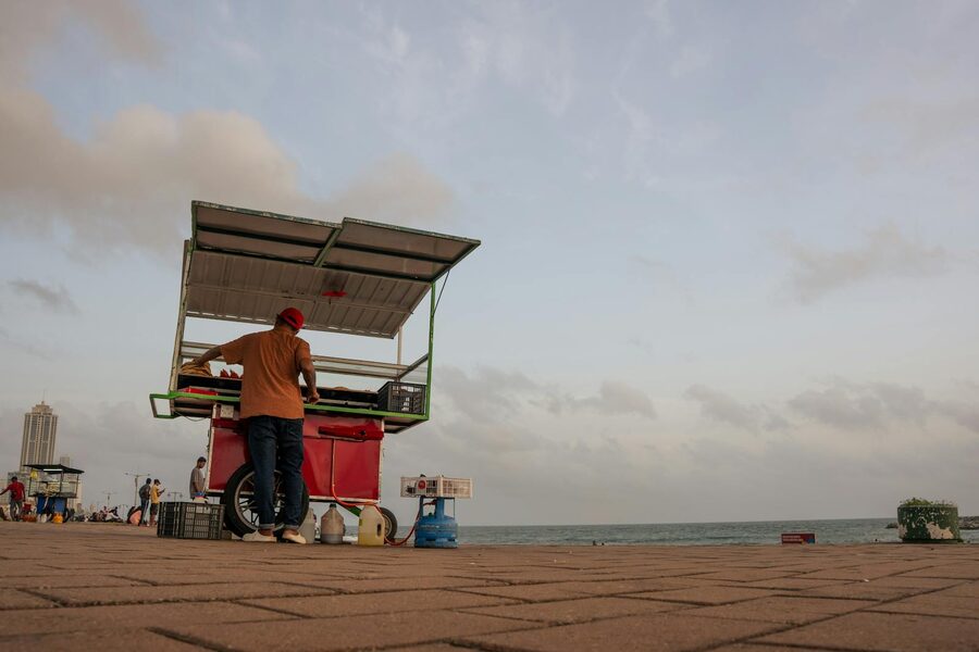 Street food vendor cart along the Colombo seafront at Galle Face Green