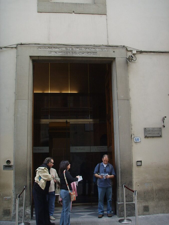 The entrance to the Galleria dell'Accademia on Via Ricasoli