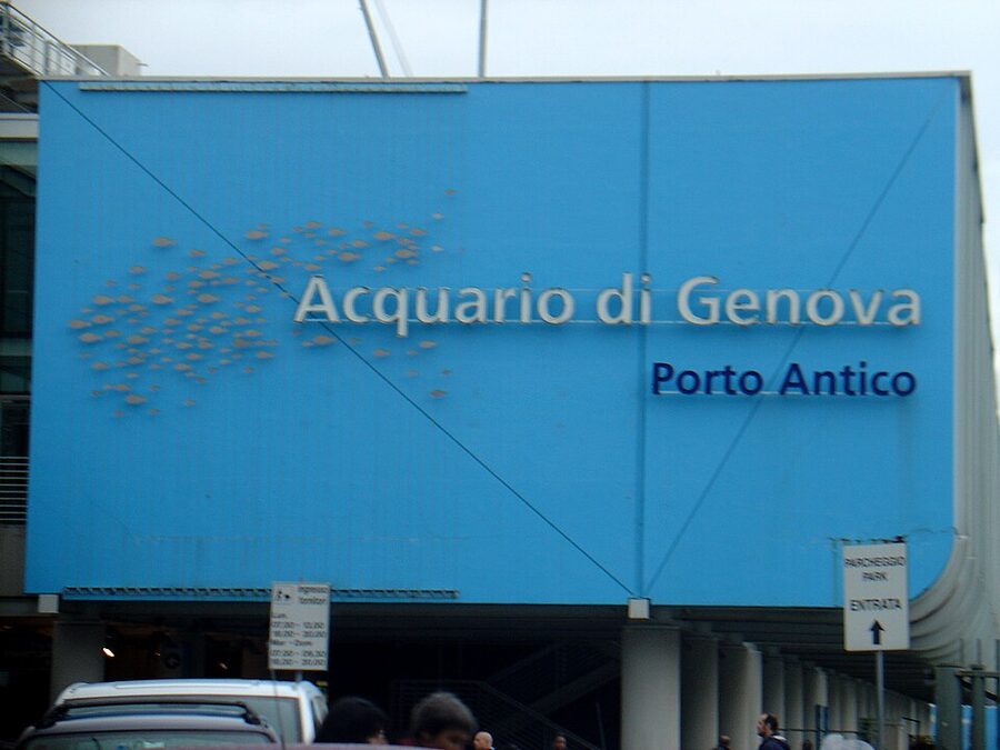 Entrance to the Genoa Aquarium at Ponte Spinola
