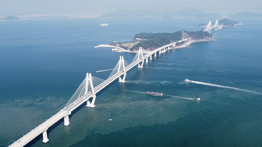 The First Busan-Geoje Bridge section of the undersea-tunnel fixed link
