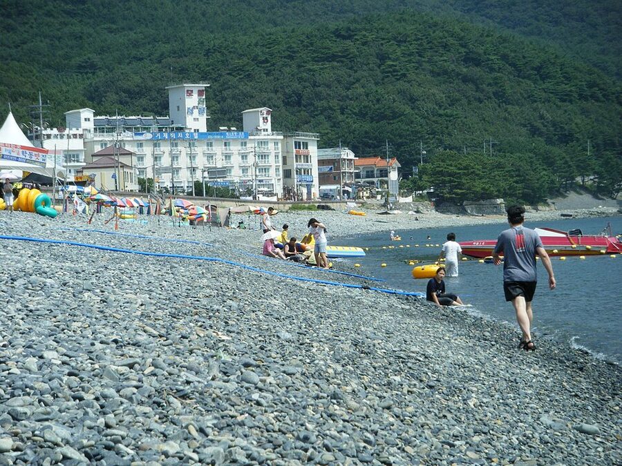 Hakdong Mongdol black pebble beach on Geoje Island