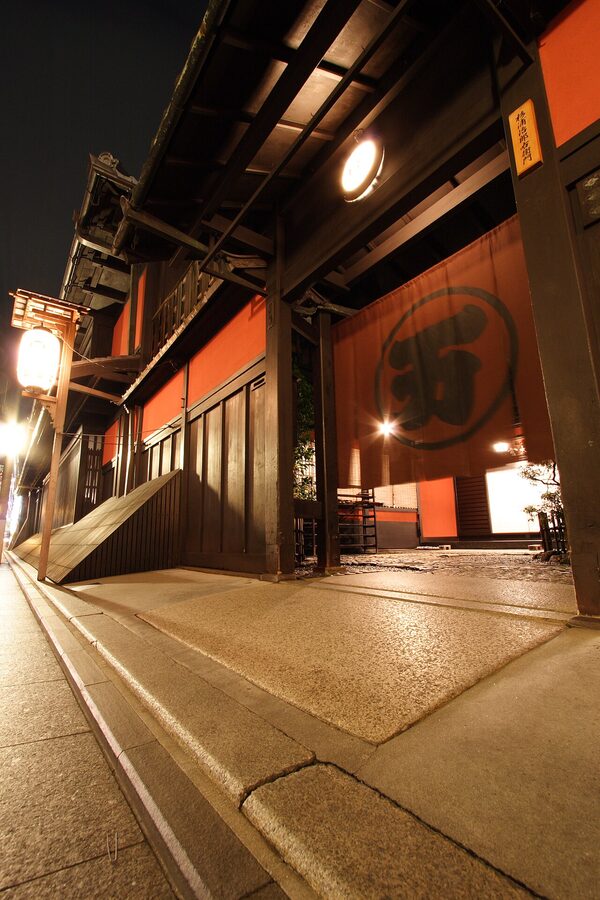 Ichiriki Ochaya teahouse from a second angle