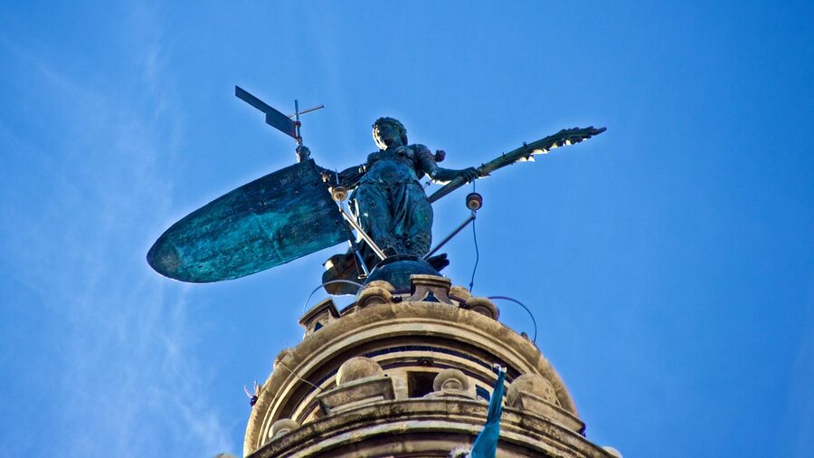 Giraldillo bronze weathervane statue