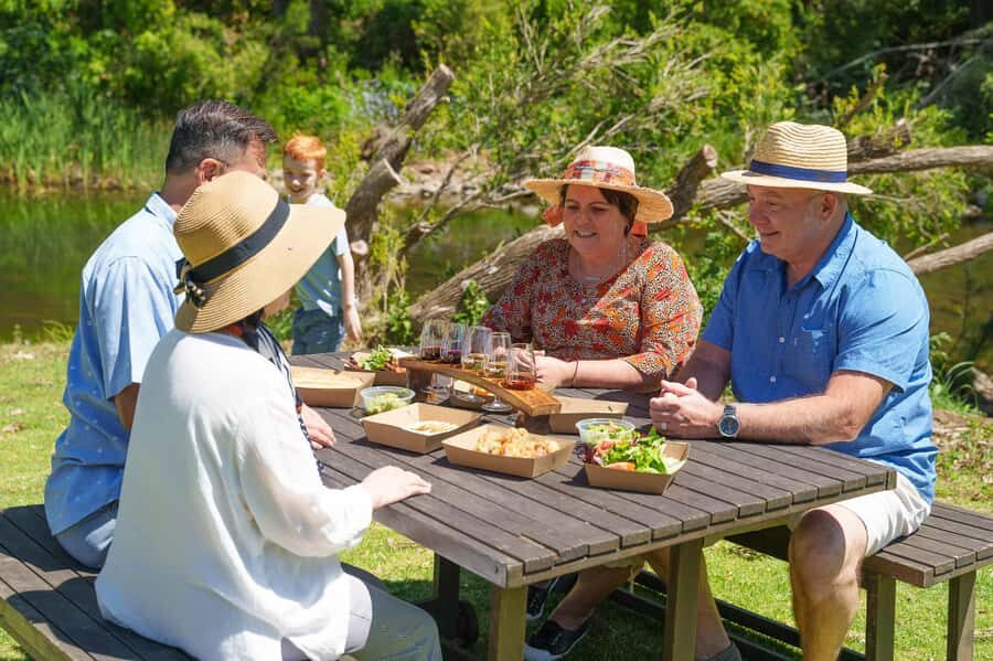 Gold Coast: Lamington Treetops, Wildlife and Vineyard Visit - Canungra Valley Vineyard & Sparkling Wine