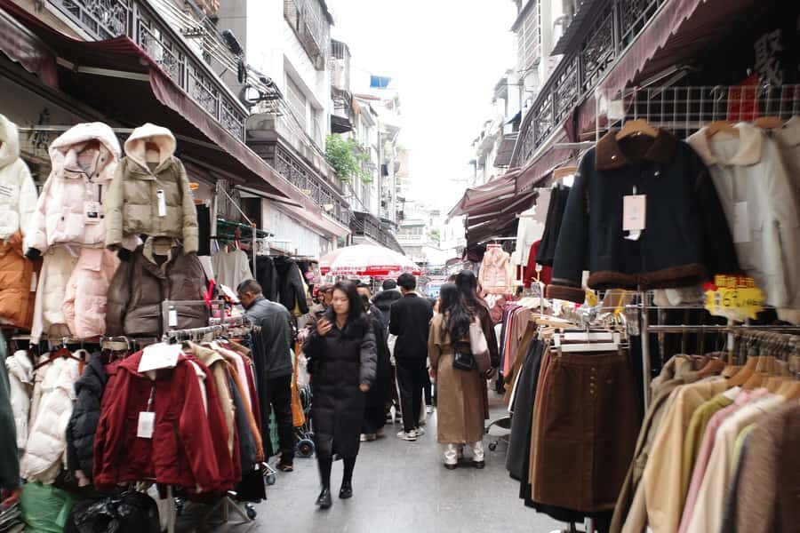 Guangzhou's Commerce & Culture: Local Market Immersion Tour - Practical Details and Tips