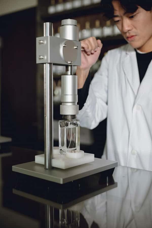 HAKATA: Custom Fragrance Workshop - What to Expect: From Selection to Signature Scent